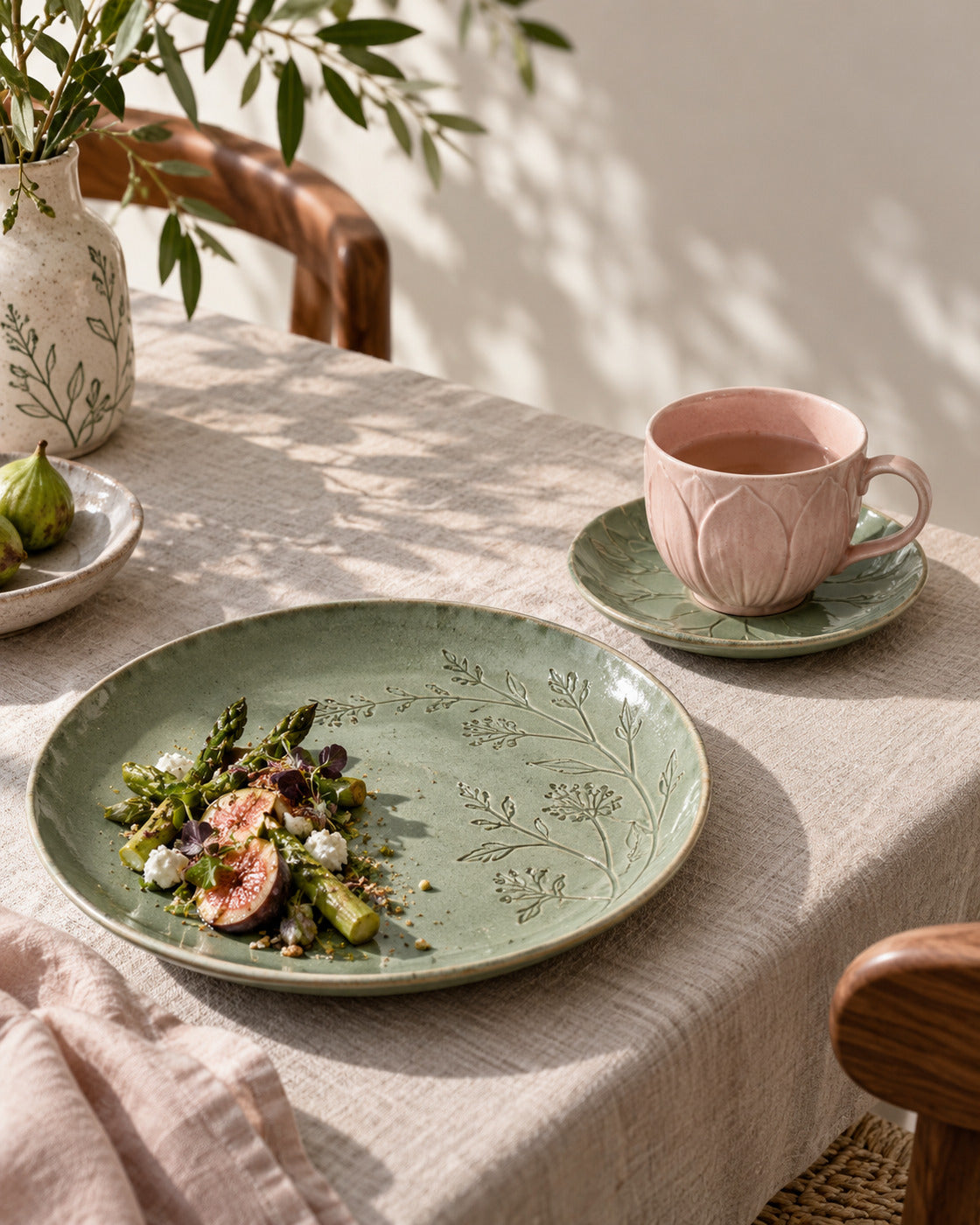 Garden ceramic collection